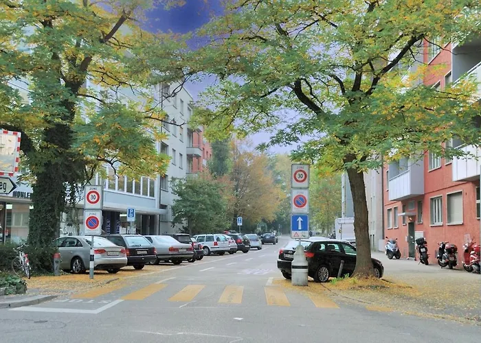 Cozy In The Center - Mill 532 *